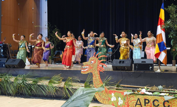 캄보디아 설날 행사, 아시아 태평양 문화 센터(APCC) 주최로 타코마에서 성대하게 열려