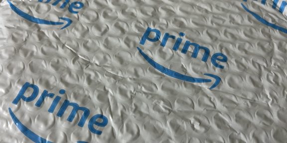 아마존, 50만 개 일자리를 로봇으로 대체한다